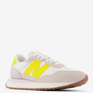 New Balance 237 Sneakers